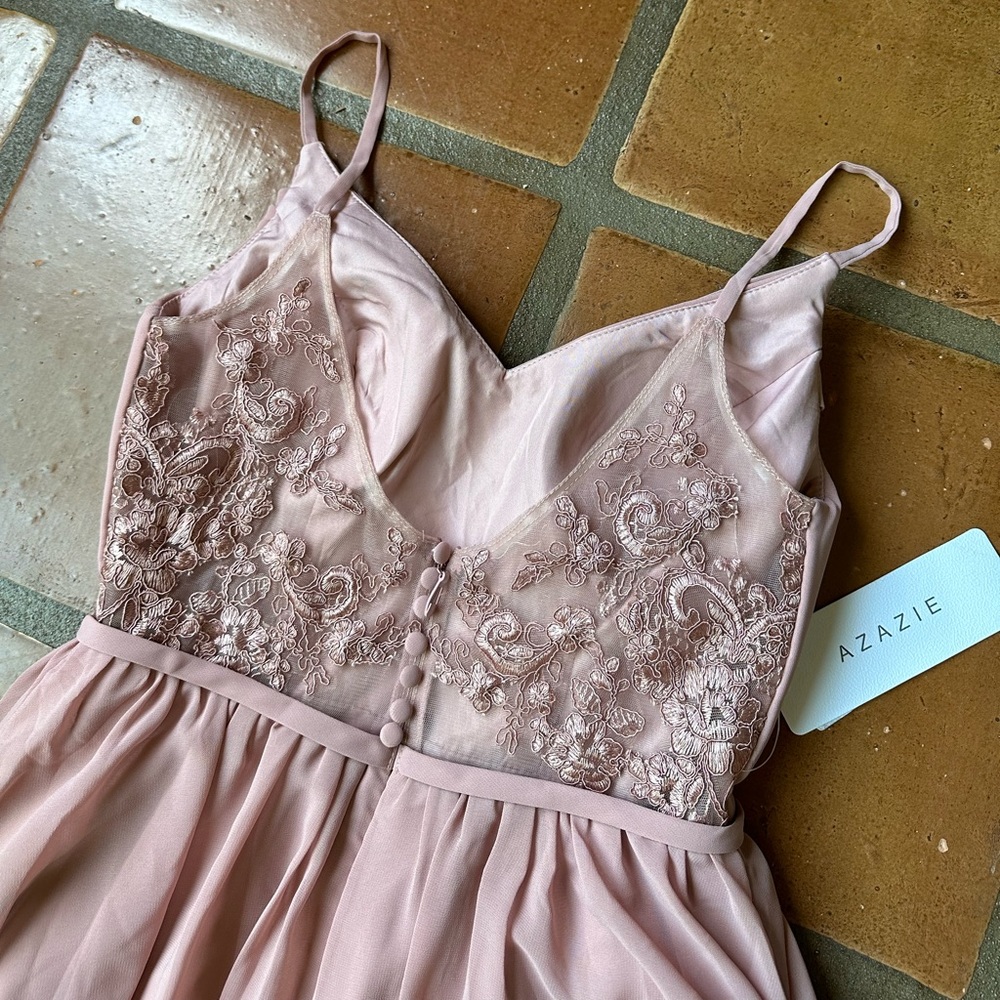 NWT Azazie Dusty Mauve Formal Maxi Length Gown, Size A6.